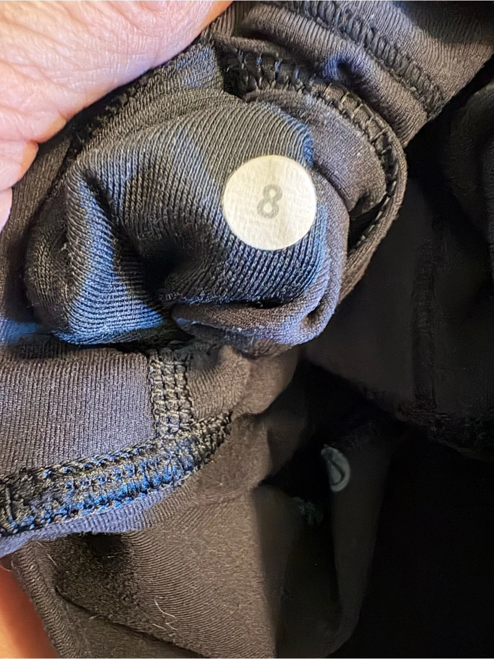 Lululemon Like New Women’s Black‎ High Rise Cropped Leggings Size 8 (1309)